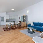 Casa Lungomare With Pool *