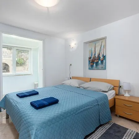 Casa Lungomare With Pool 乌马格