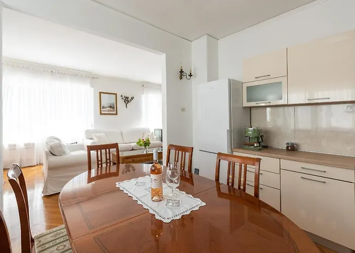 빌라 Casa Lungomare With Pool