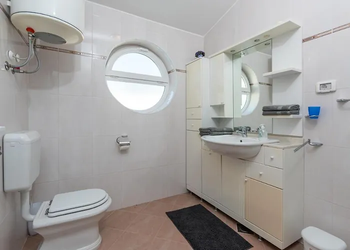 Casa Lungomare With Pool